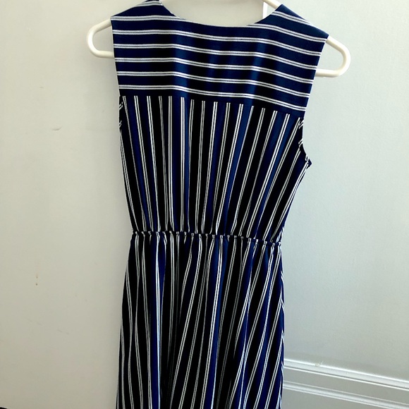 Black and White Stripe Dress - Picture 2 of 3